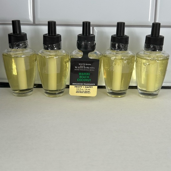 17 B&BW Waikiki Beach Coconut Wallflower Refills - Picture 6 of 7